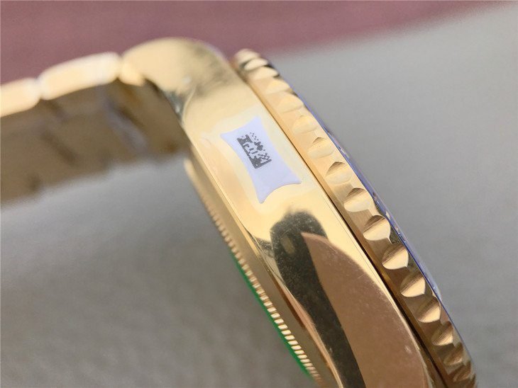 1:1 Superclone-Rolex Yachtmaster II Stainless Steel 116681- 1:1 Superclone(gold yacht master II)