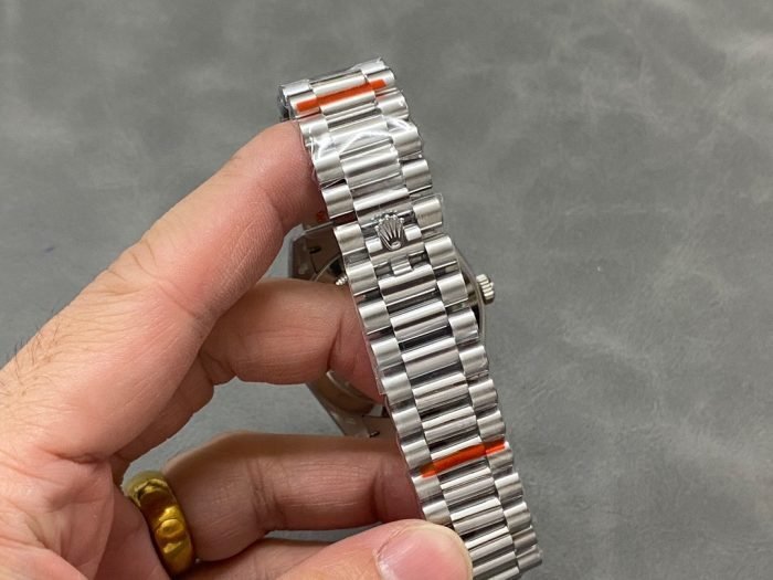 Rolex 18K White Gold Day Date 40mm
