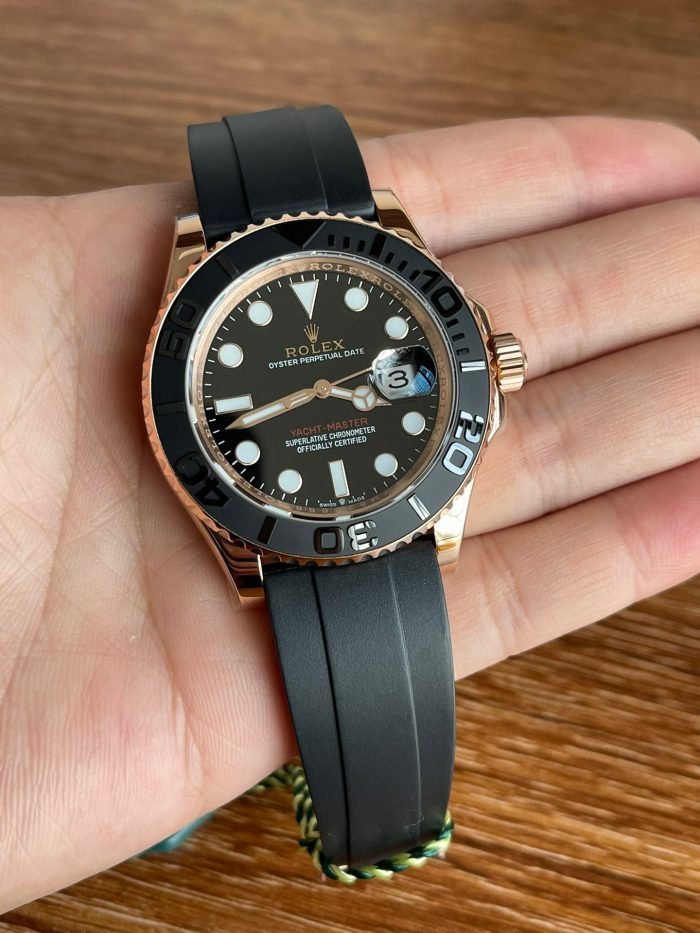Rolex 40MM (Rose gold yacht master)