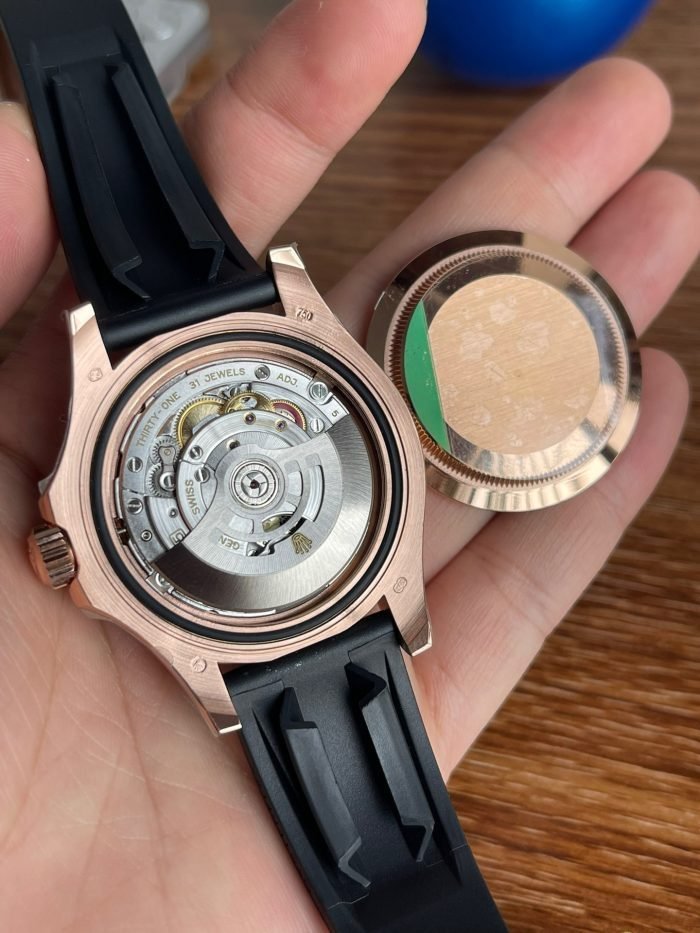 Rolex 40MM (Rose gold yacht master)