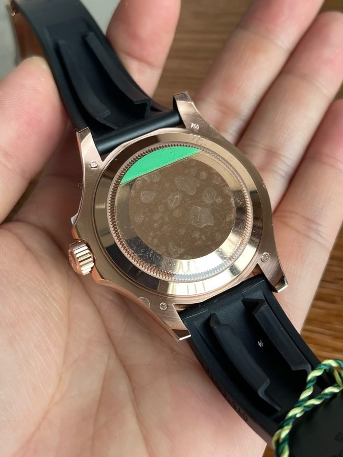Rolex 40MM (Rose gold yacht master)